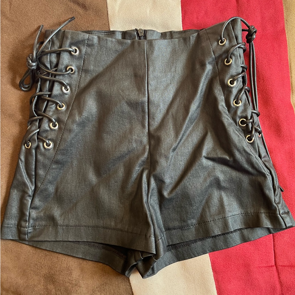 Stylish Black Lace-Up Junior girls Shorts